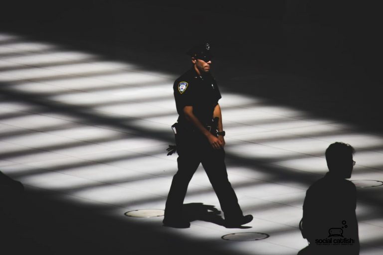Impersonating a Police Officer: How to Spot a Fake Cop