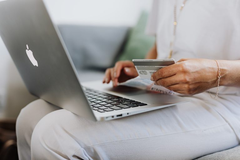 Google Cracks Down on Financial Scam Ads in the UK