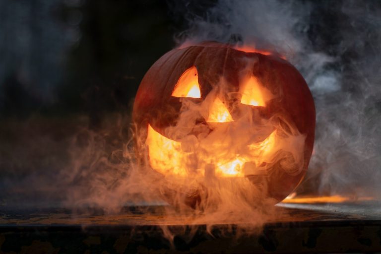 Dating App Horror Stories: Creepy Dates That Did Not Go Well
