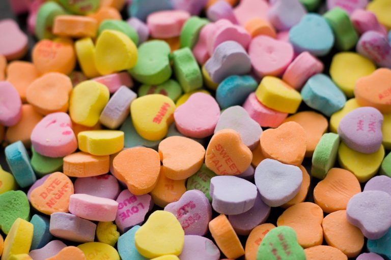 5 Valentine’s Day Scams to Avoid In 2022: Romance scams and More