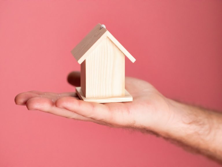 5 Quickest Ways to Find Out Who Owns a Property