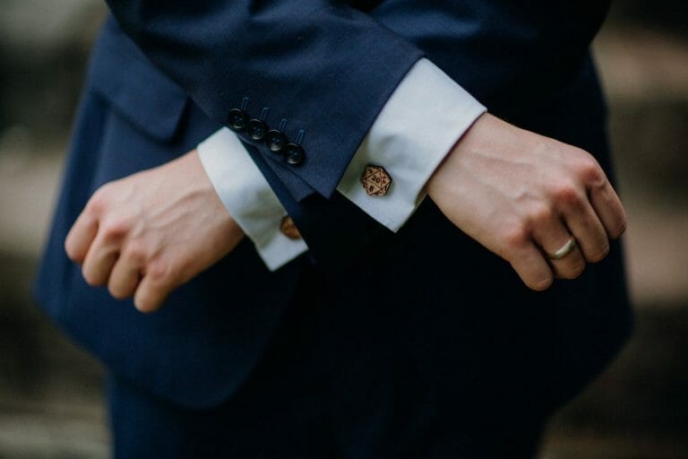 How to Tell If Someone’s Lying?