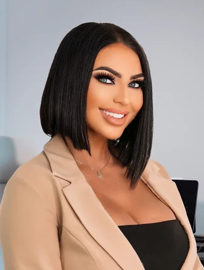 Real Estate Agent and OnlyFans Model Kay Jenkins Falls Victim to Social Media Scam