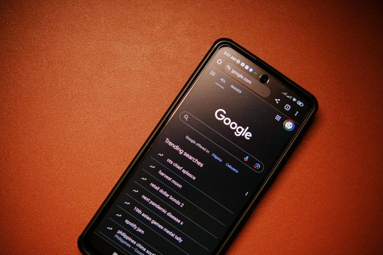 Google’s Reverse Image Search to Find Related Images