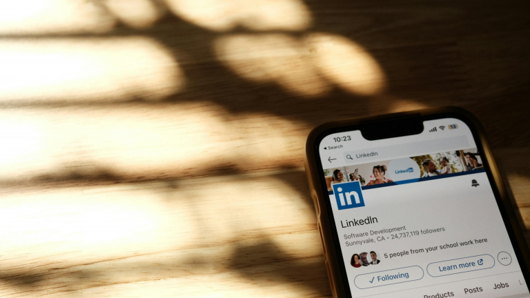 LinkedIn Scam: The Fake Job Offers Tricking Thousands of Professionals