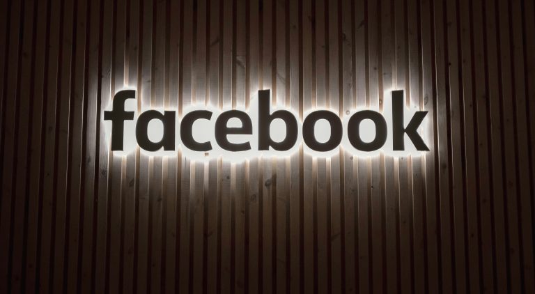 How to Verify Someone You Met in a Facebook Groups Before You Trust Them