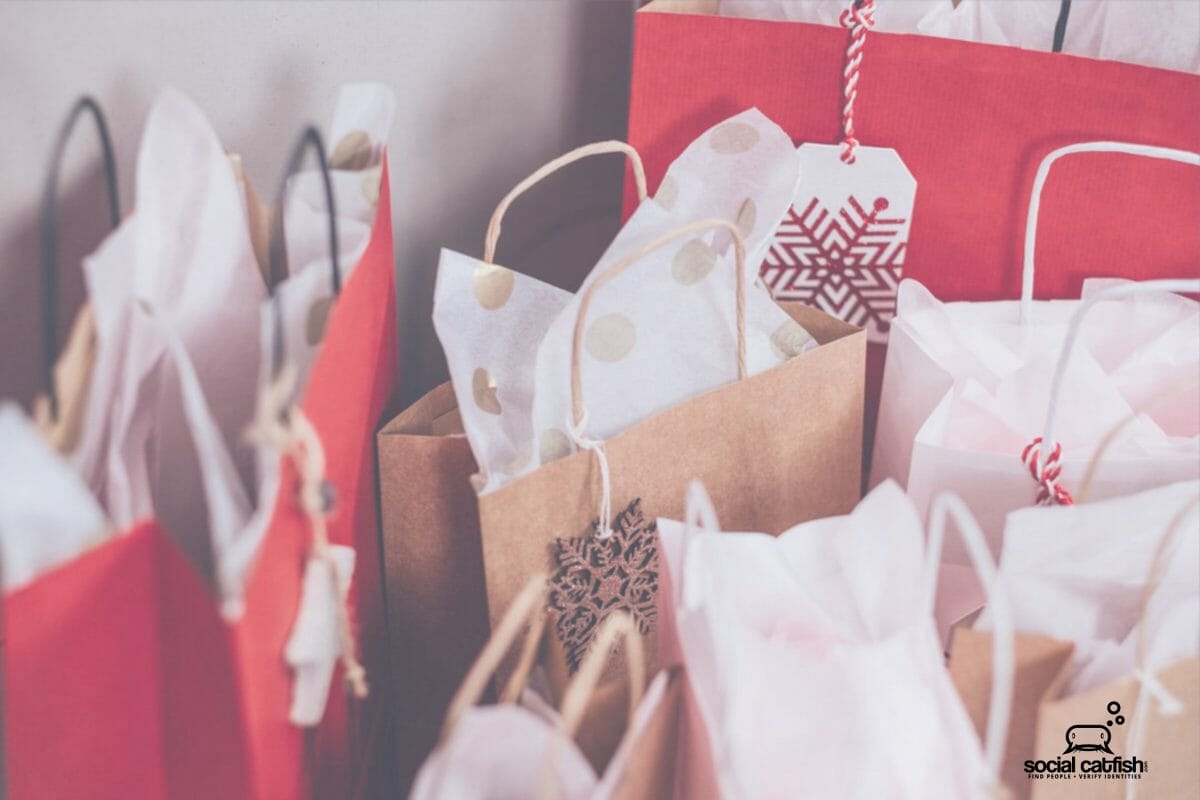 Biggest Holiday Shopping Scams You Need to Beware