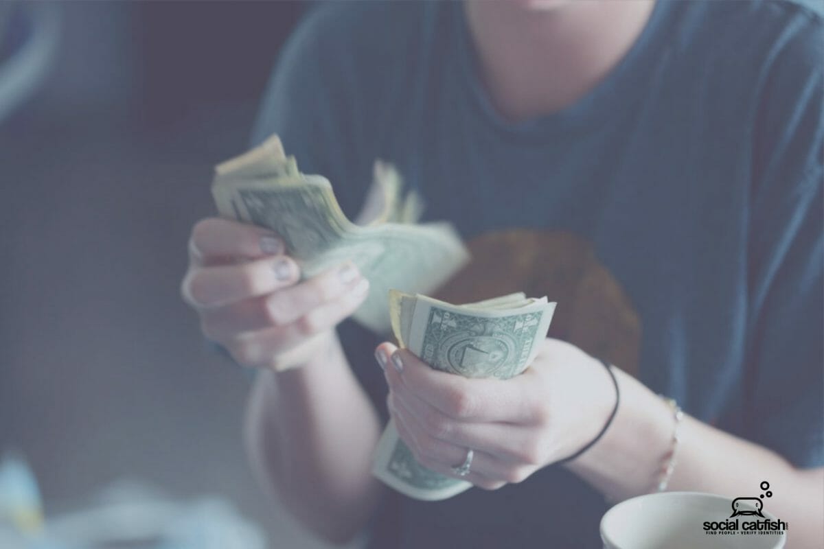 How Do Money Mule Scams Work?