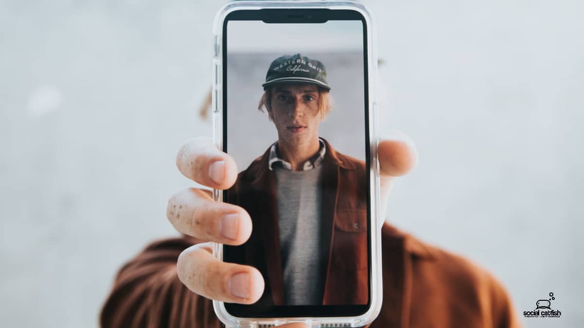 Social Media Influencers and Celebrities Use Photoshop to Hide Their Flaws on Social Media Platforms: Crazy Catfish Story