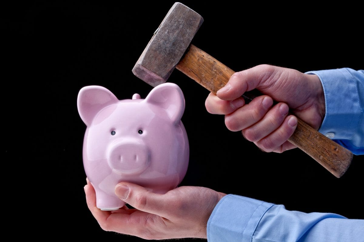 Romance Scammer Steals Money From Child’s Savings Account