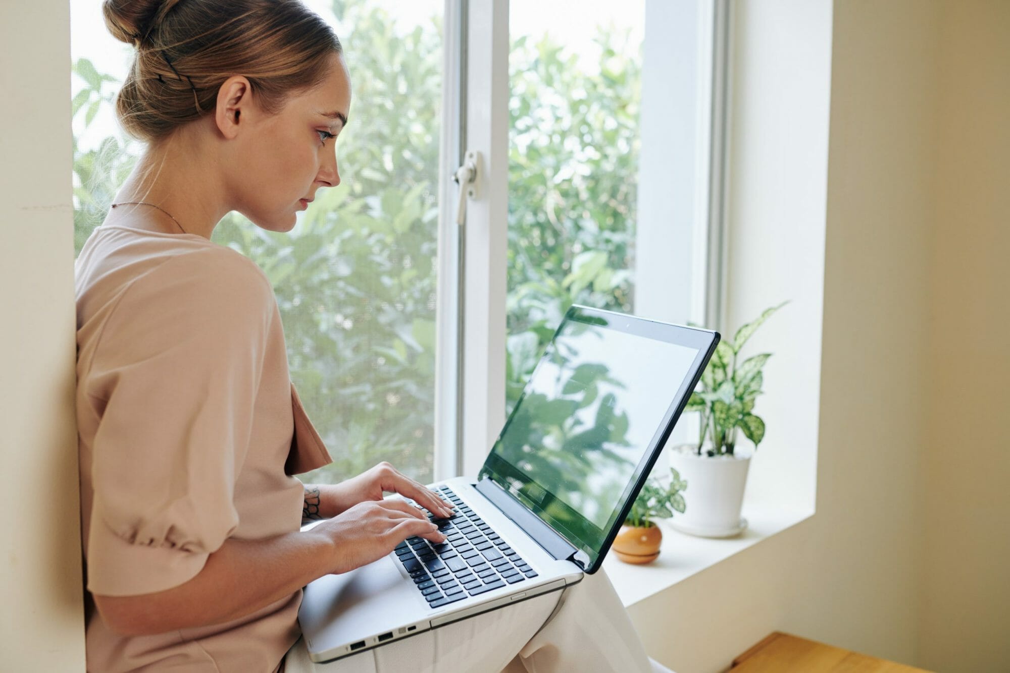 How to Report a Scam Website