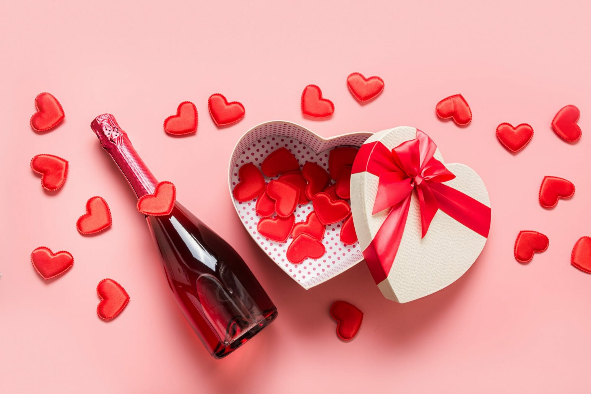 5 Online Dating Tips to Follow This Valentine’s Day: Stay Safe From Romance Scammers!