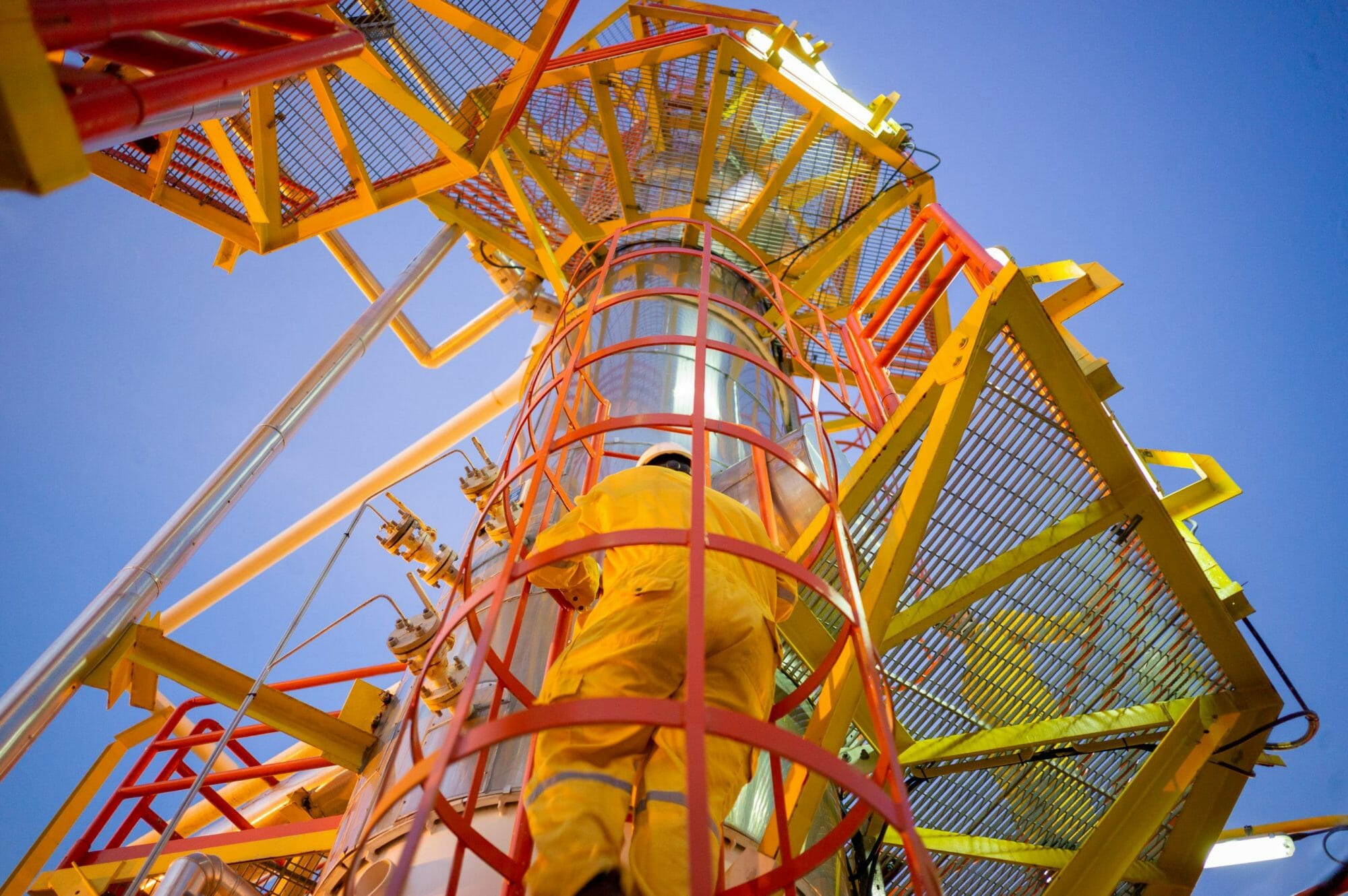 Romance Scam Breakdown: How an Oil Rig Scam Works