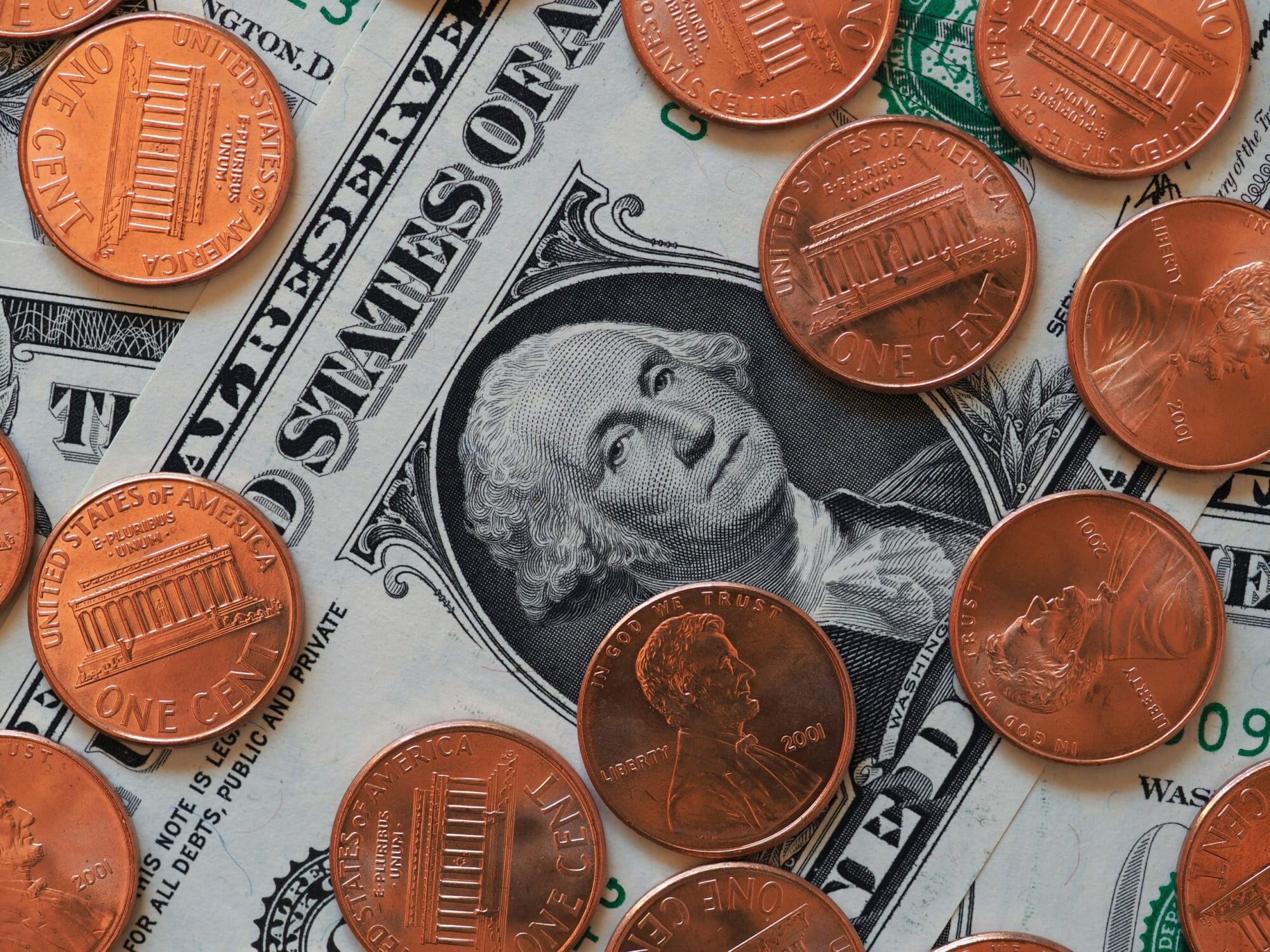 Ponzi Schemes: This Type of Investment Fraud Will Drain Your Bank Account