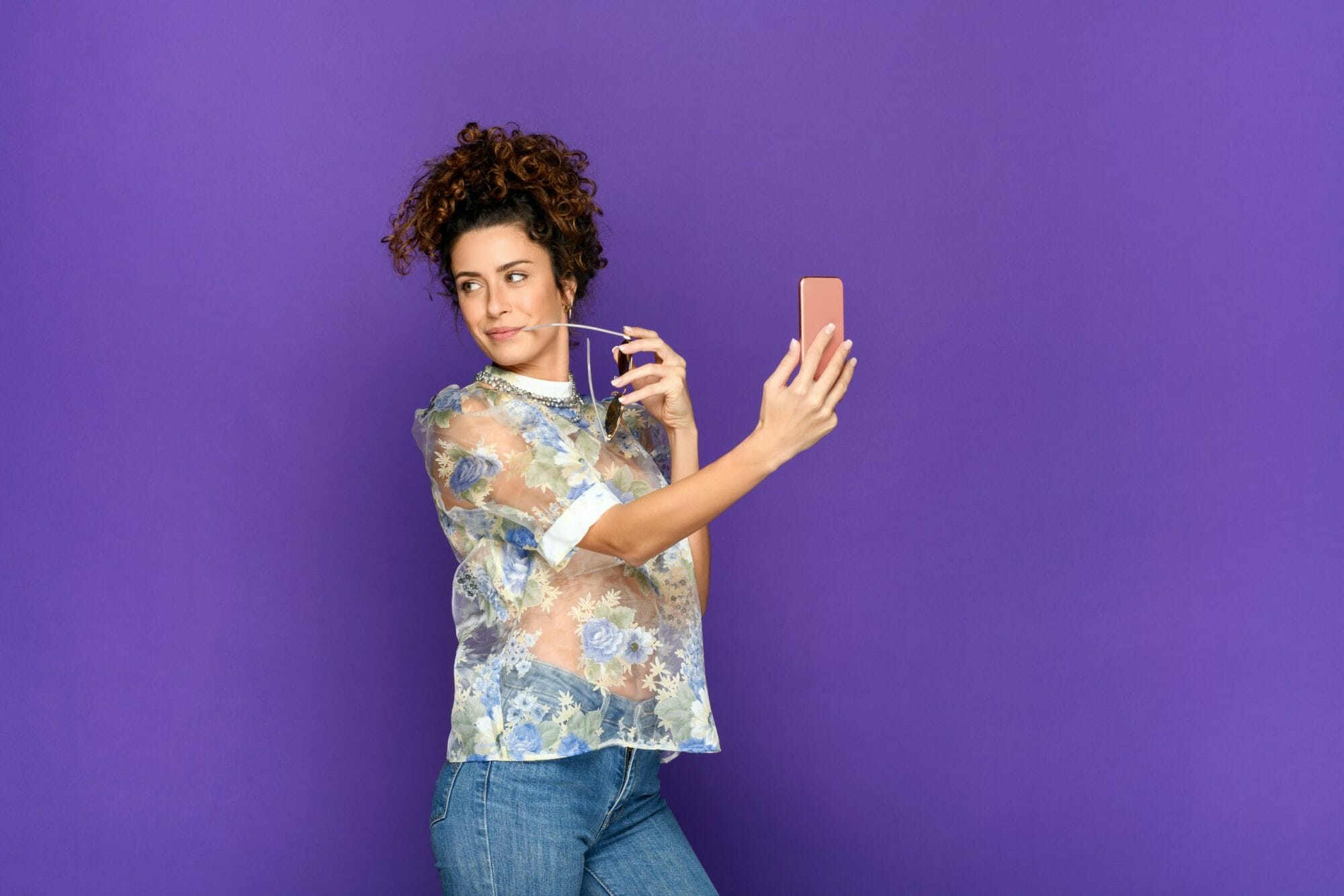How to Check if an Image is Stolen: Prevent Fake Profiles That Are Created By Romance Scammers