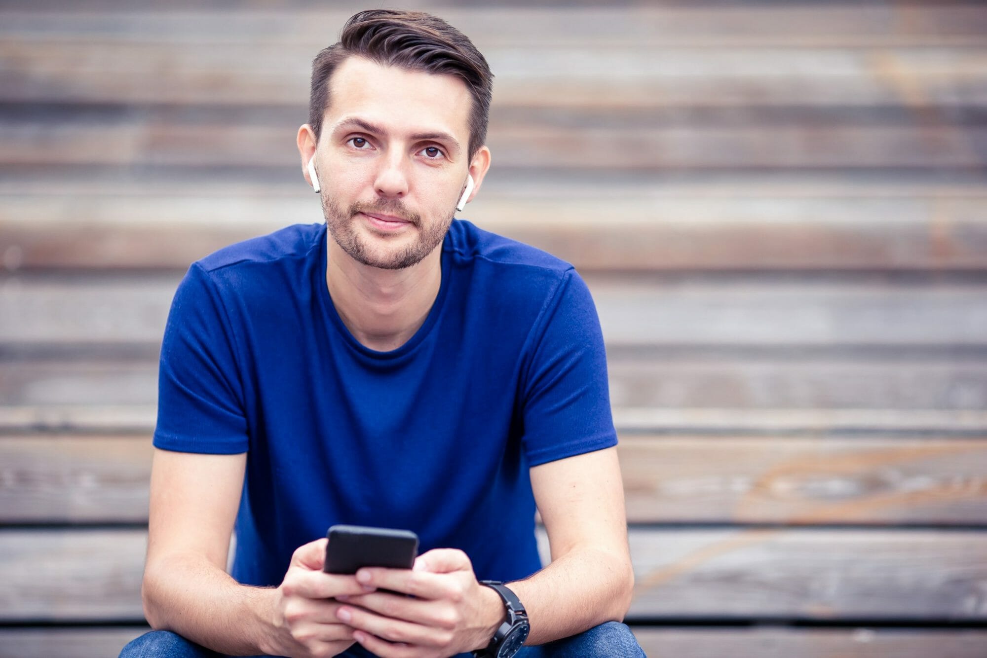 Romance Scammers Plague LGBT Dating Apps