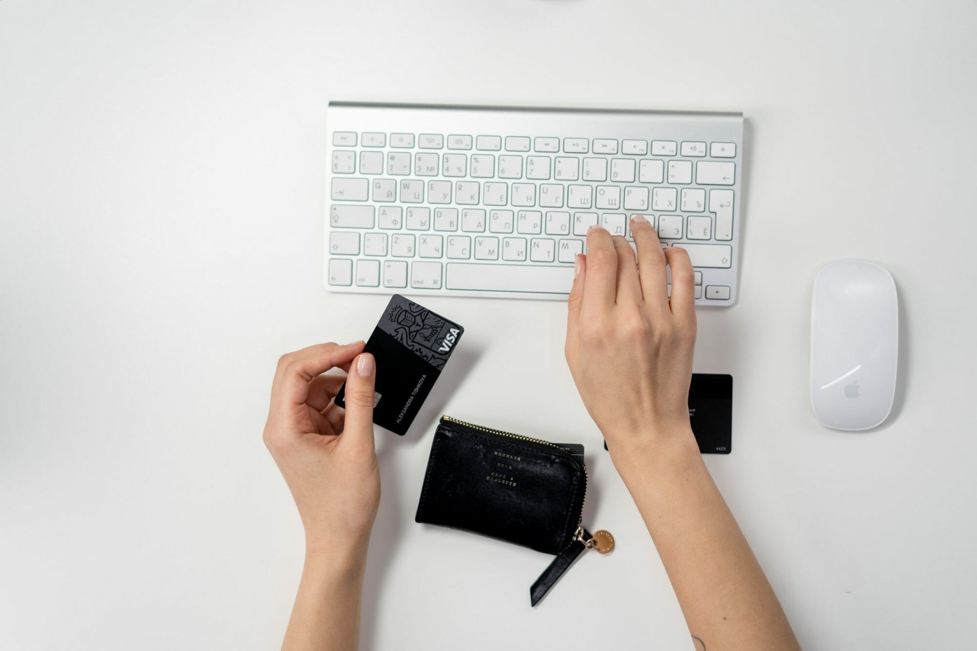 Online Shopping Scams To Avoid As a College Student