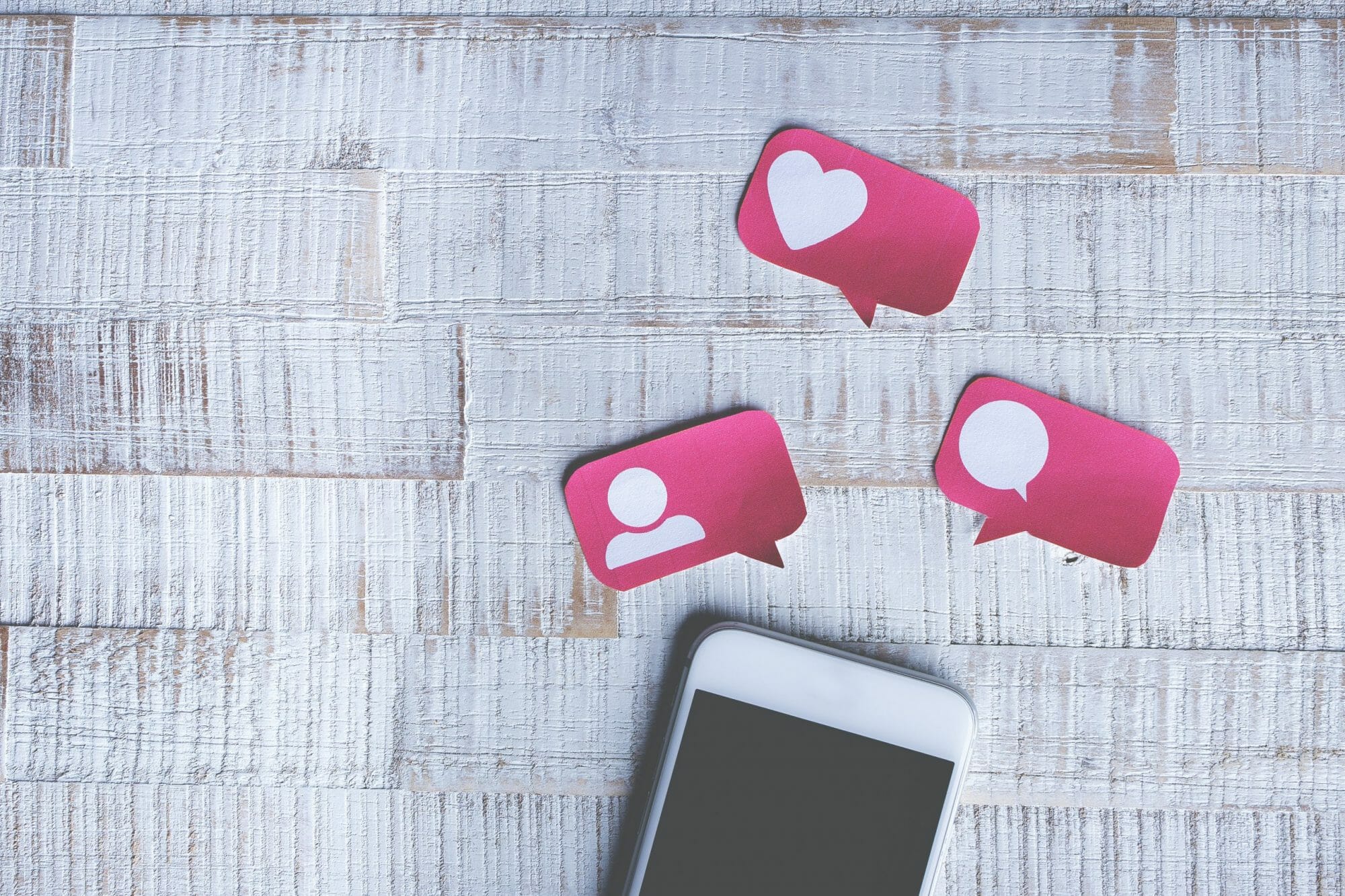 National Friendship Day: How to Tell Your Online Friend is Fake