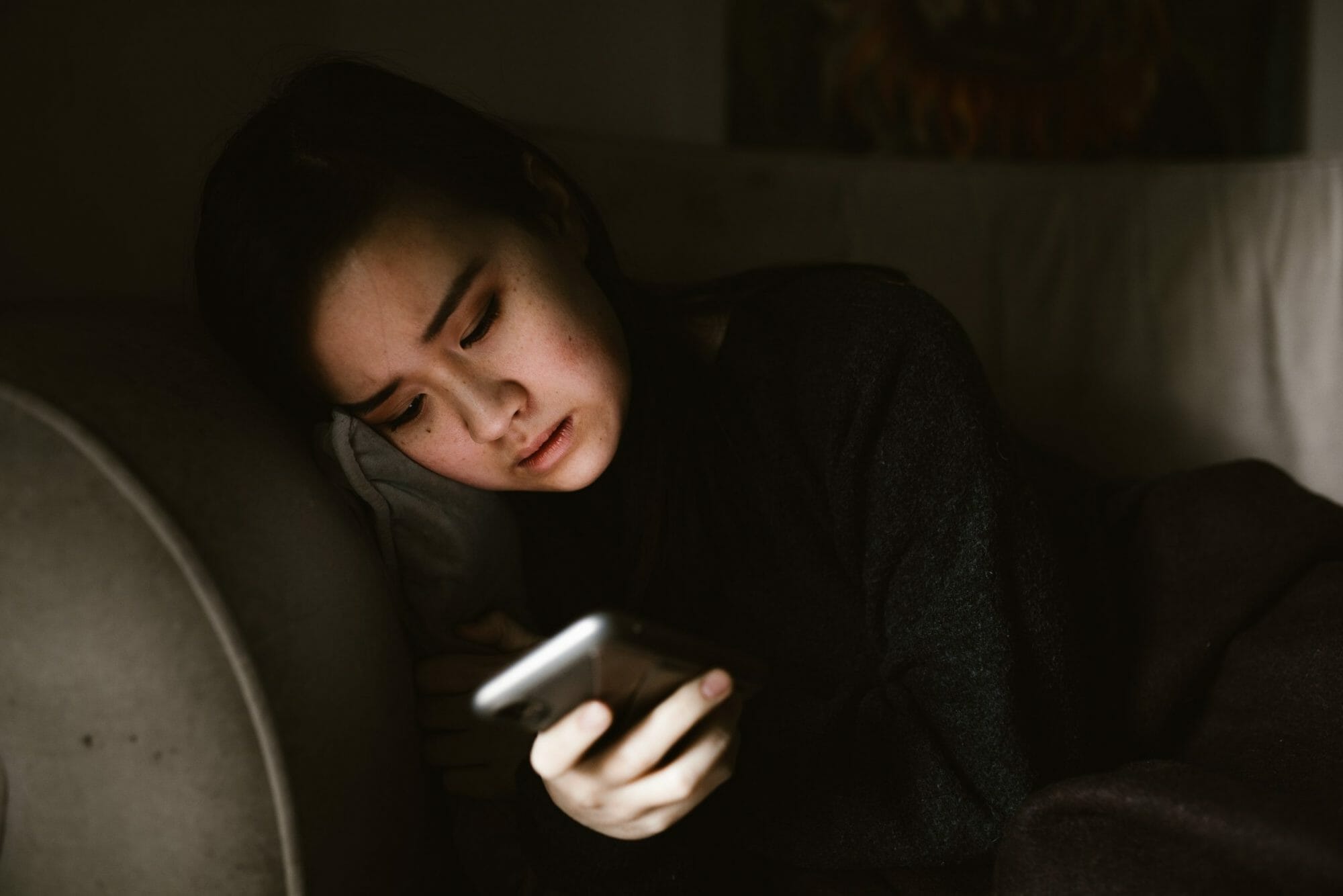Romance Scammer Tactics: How to Catch a Romance Scammer