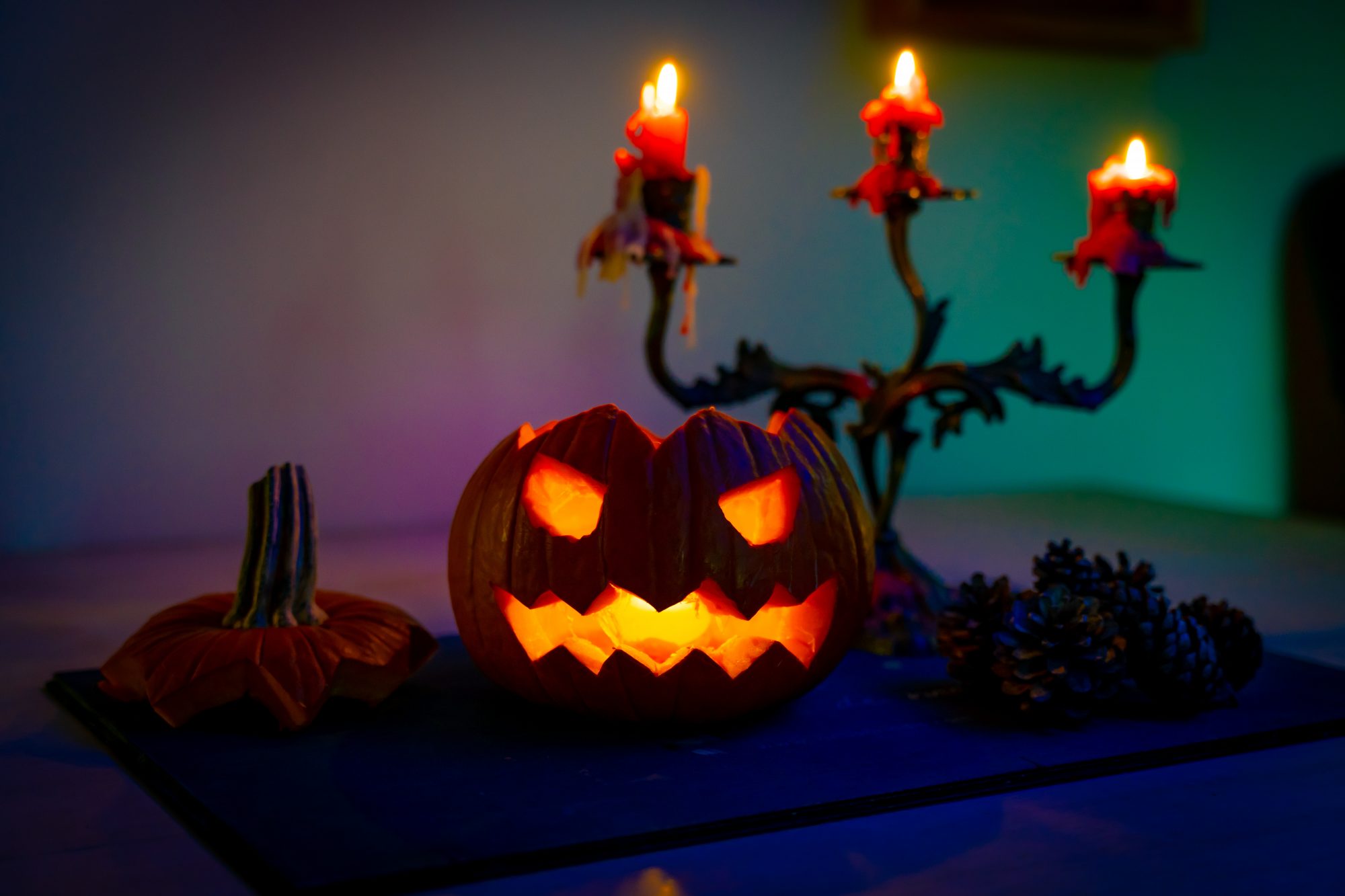 Real-Life Dating App Horror Stories That Will Spook You This Halloween