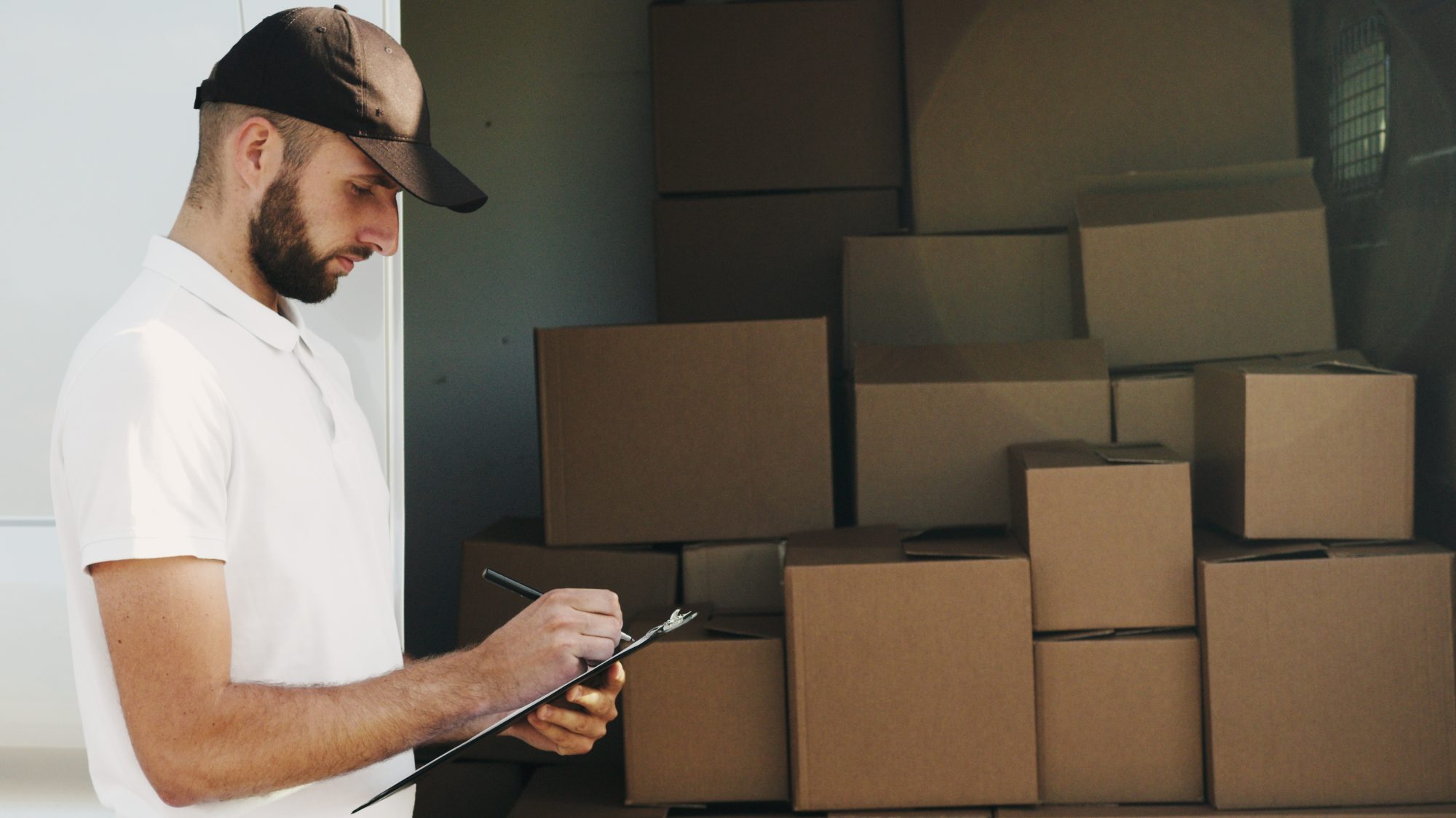 Delivery Scams: 6 Major Red Flags You Should Watch Out For