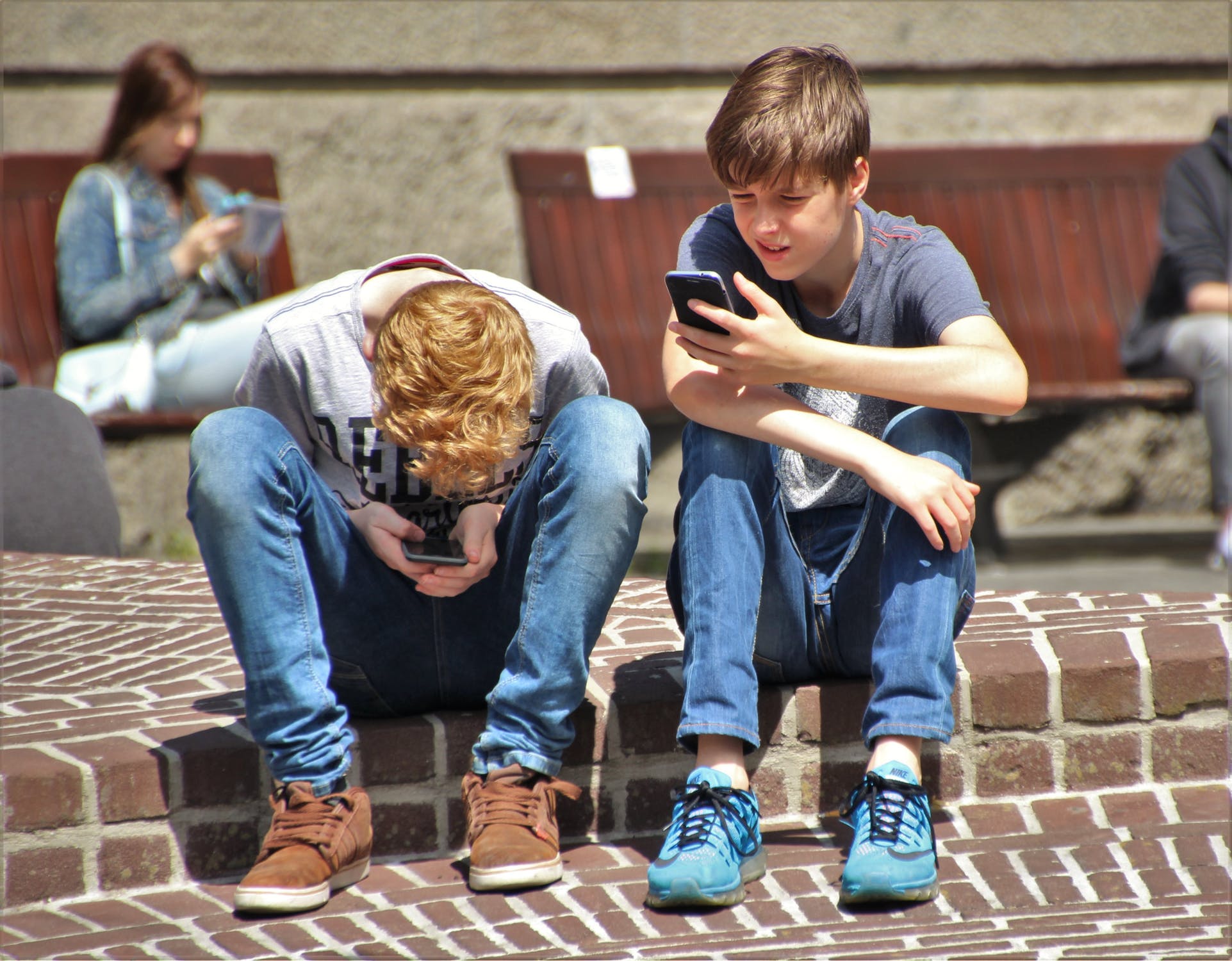 5 Common Scams Targeting Teens and Young Adults 2021