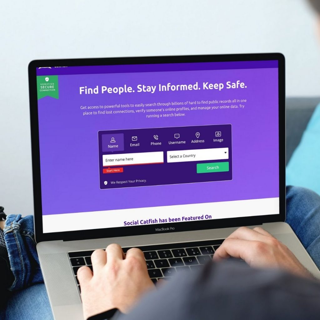 Reverse image search on Social Catfish
