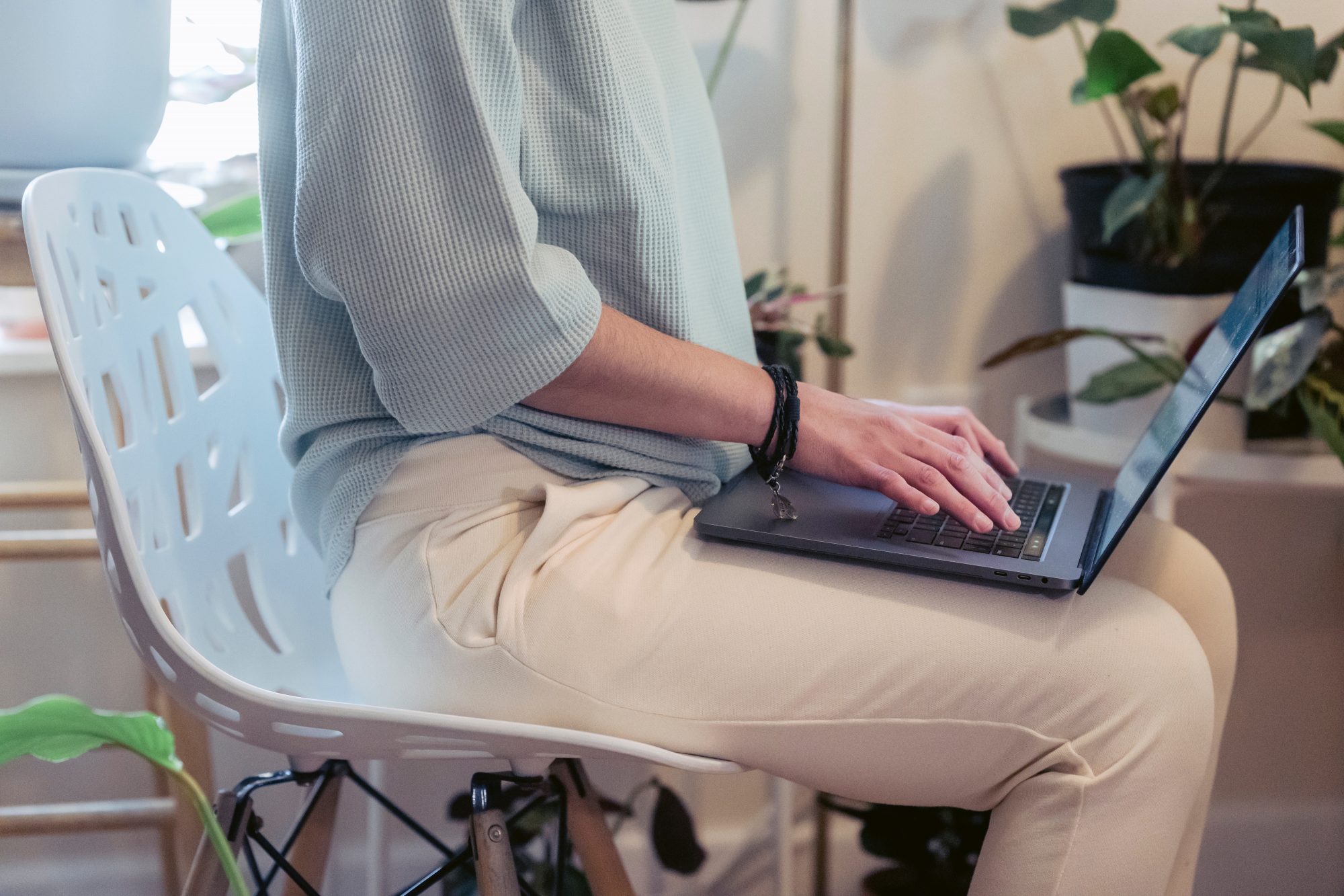 Online Dating Investigation Service: How to Privately Find Hidden Dating Profiles