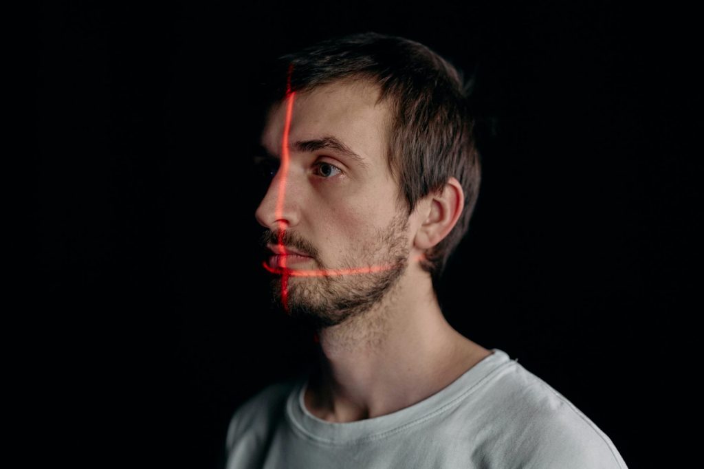 reverse image search face scan