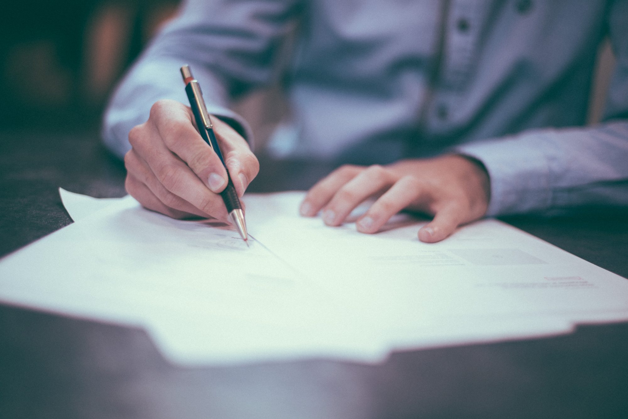 10 Signs of a Fake Check: How to Avoid Check Fraud and Expose a Scammer
