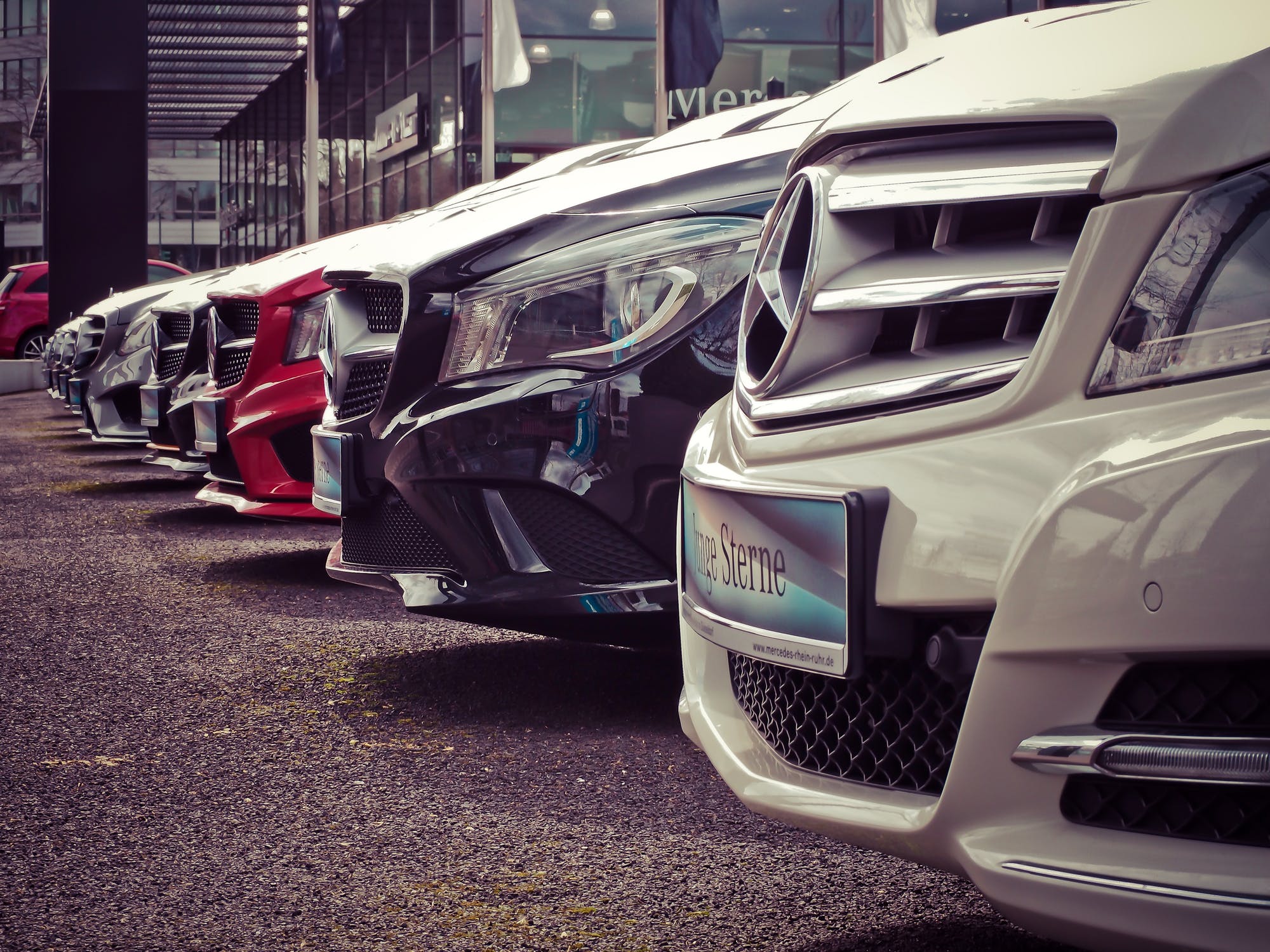 How to Spot and Avoid Car Buying Scams