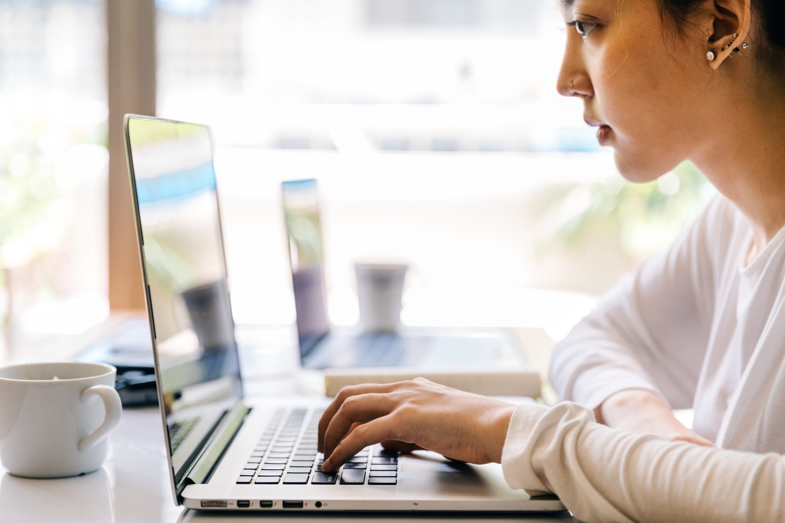 Reverse Name Search: How to Find someone Online By Name