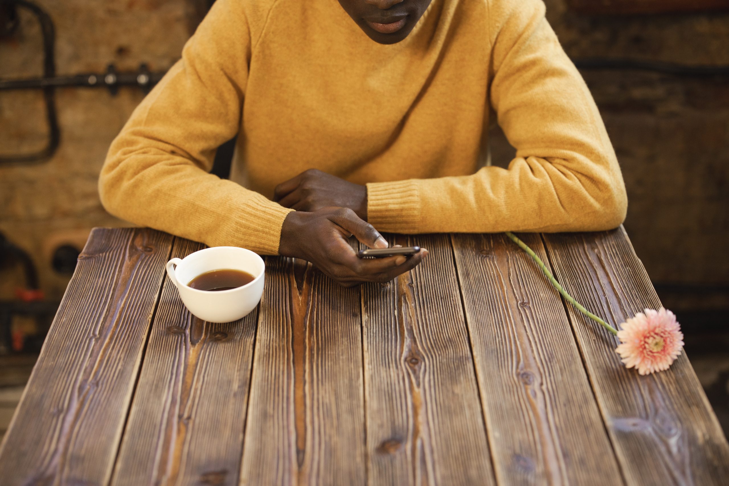 How to Find Someone’s Dating Profile Free (Without Paying)