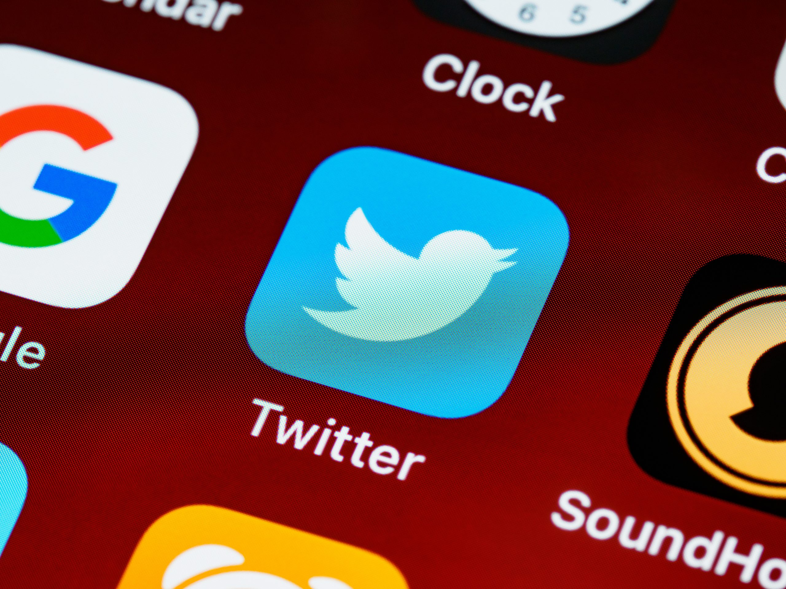 How to Find Someone’s Twitter Account By Phone Number