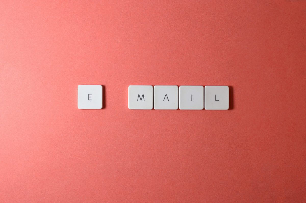 How to Lookup Someone’s Email Address by Name