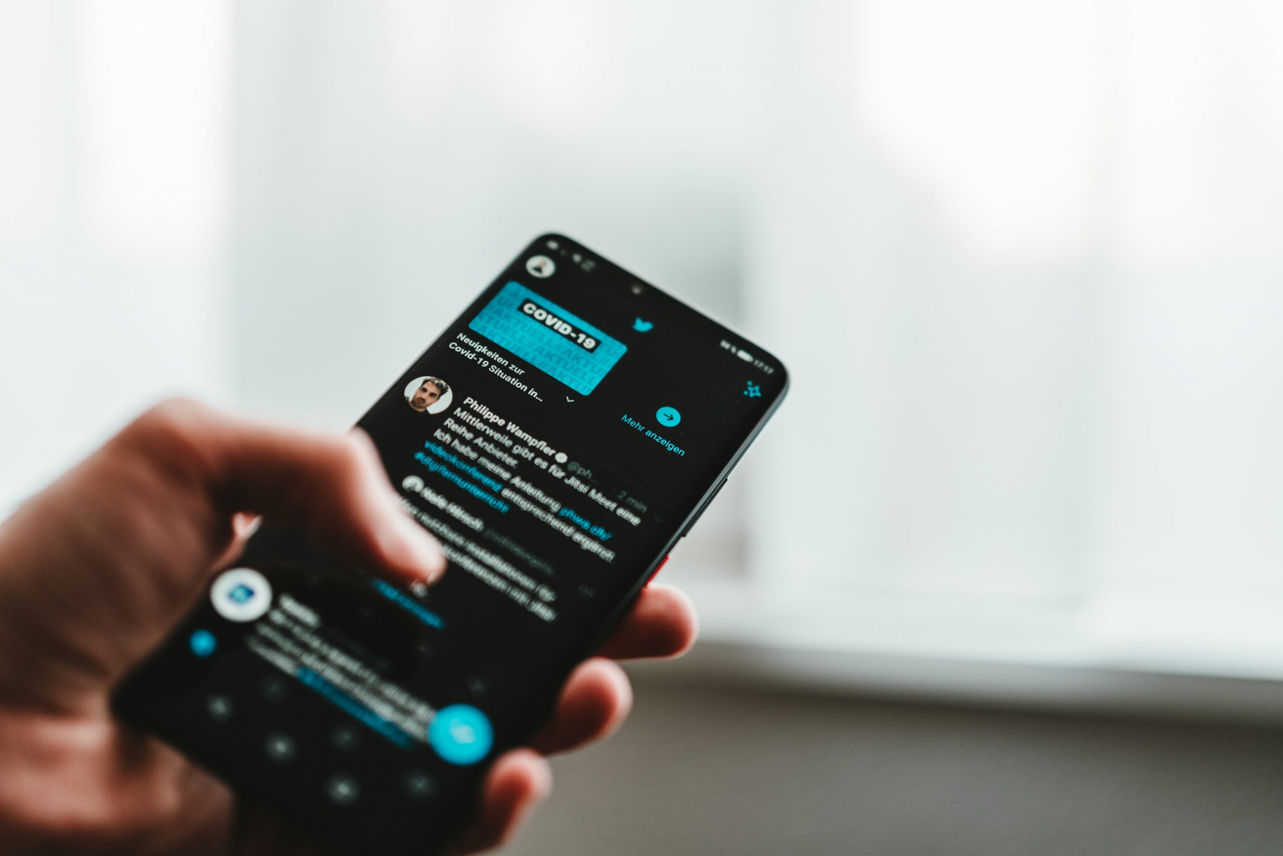 How to Find Contacts on Twitter