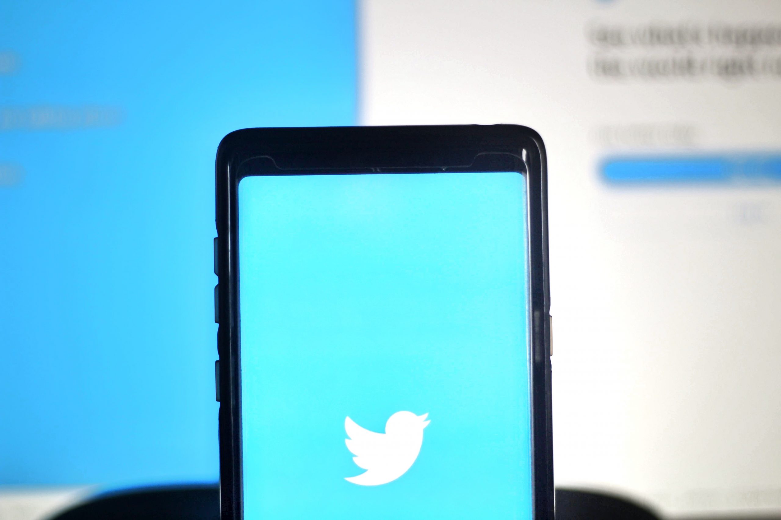 Find Twitter Account by Email: Find Friends On Twitter The Fast Way