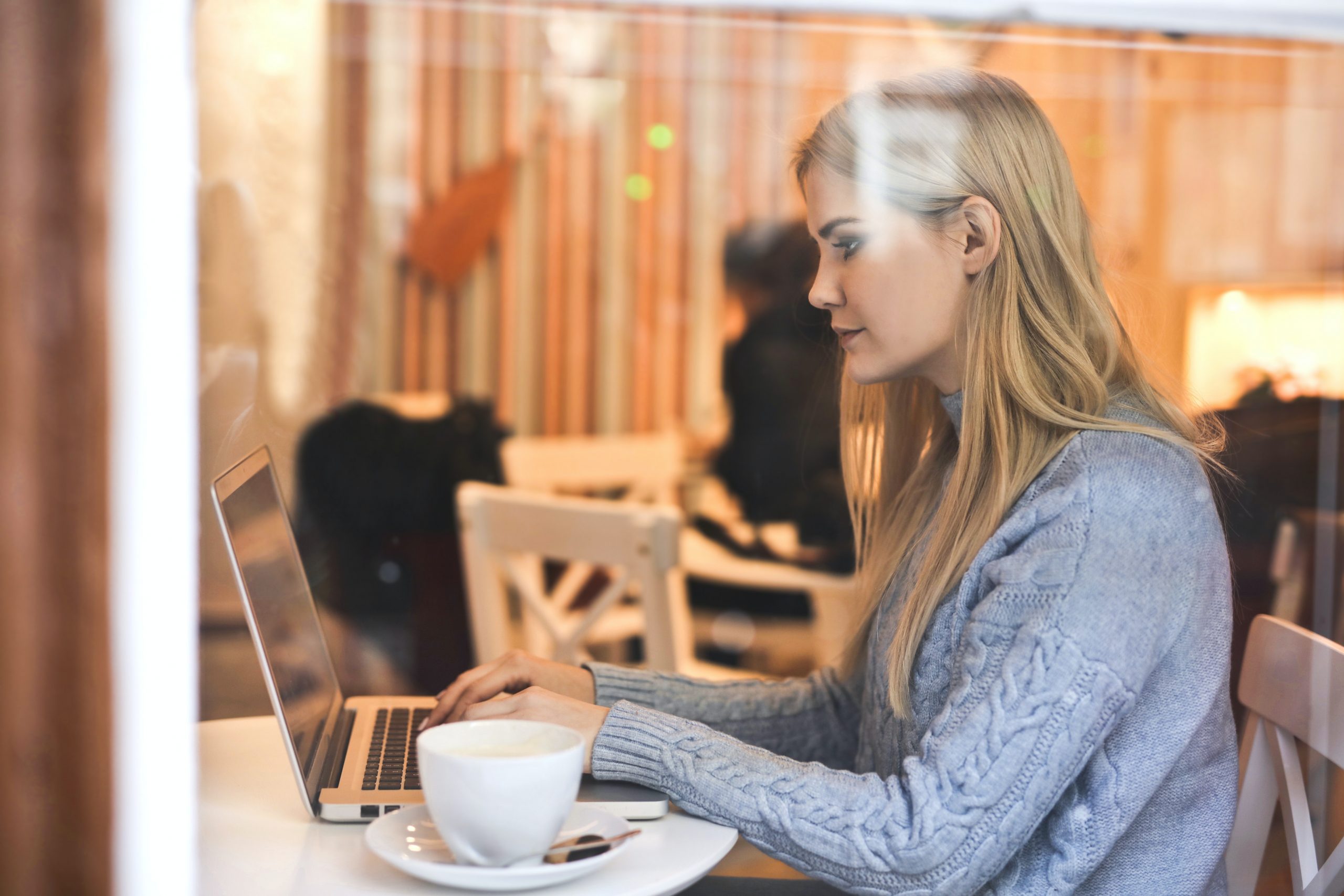 How to Find Someone: Simple Tips to Reconnect With Anyone Online