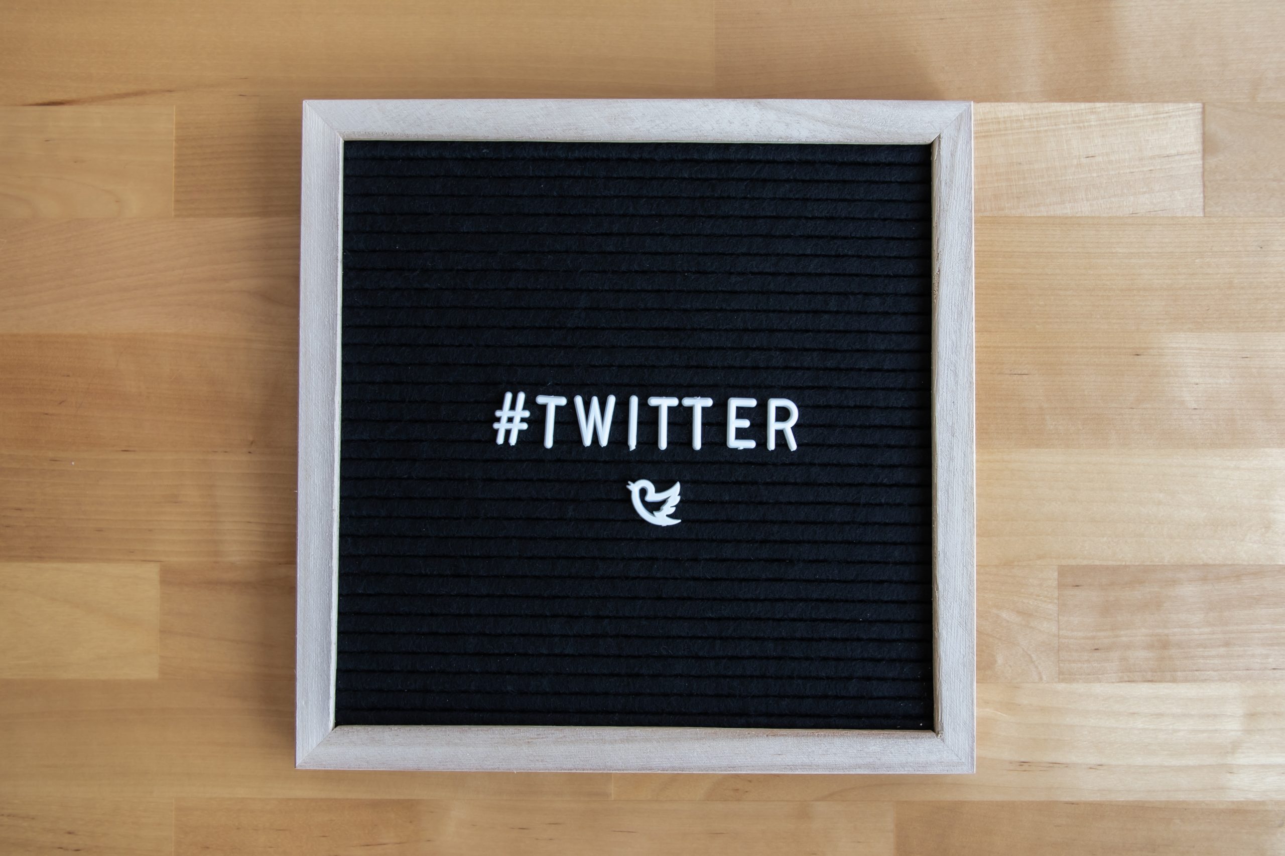 How to Find Someone’s Tweets