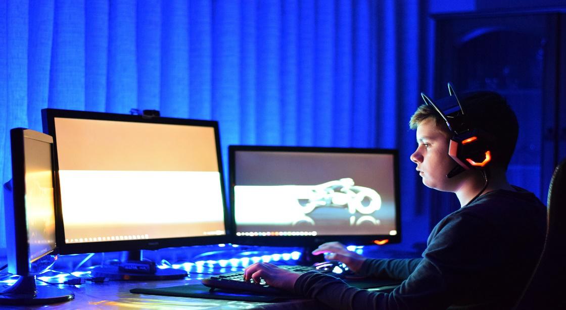 Protecting Your Child’s Online Gaming Experience: Parental Controls and Safety Measures