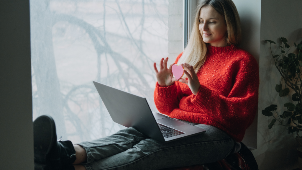 woman on her laptop