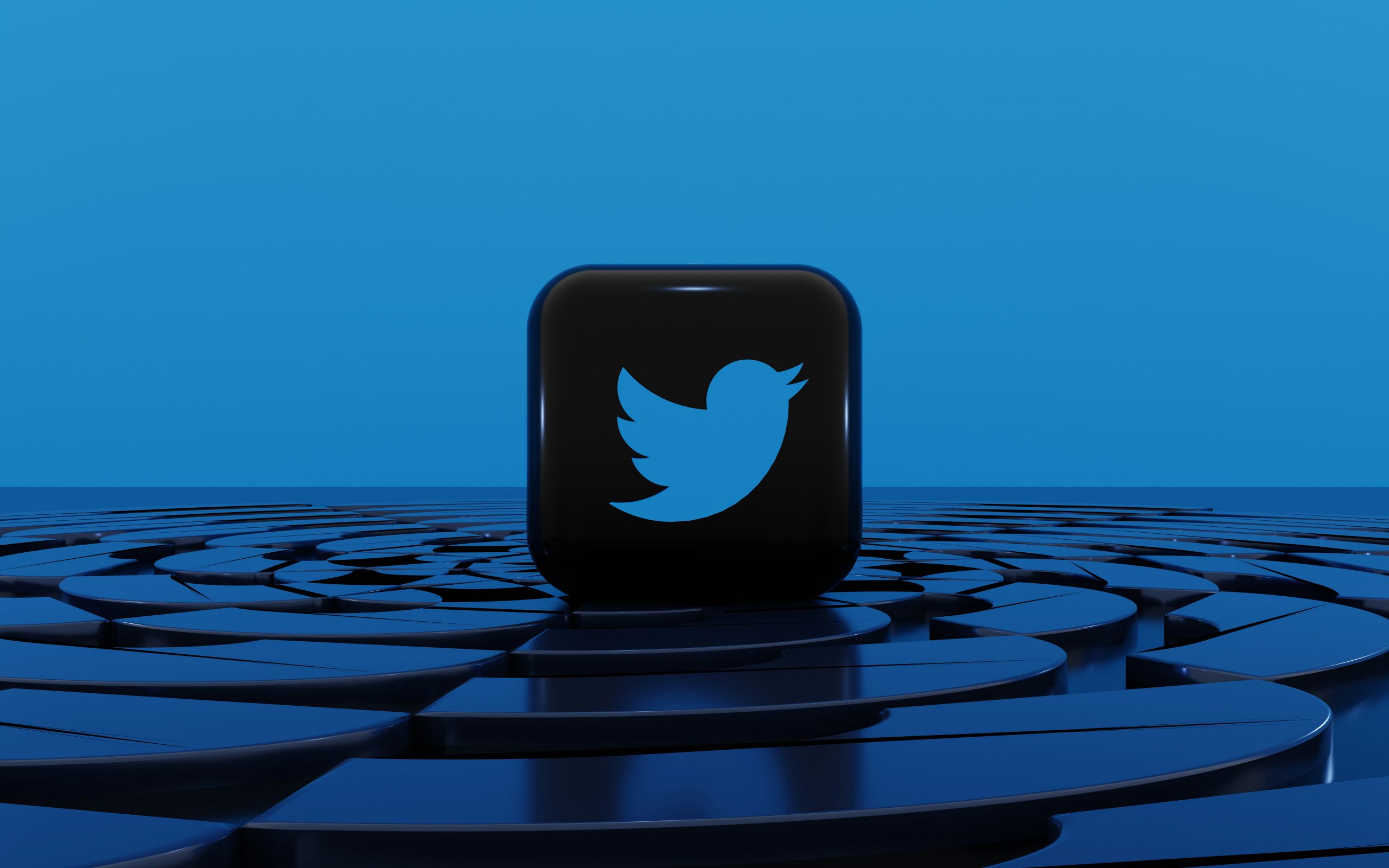 How to Find Out Who Owns or Is Behind a Twitter Account