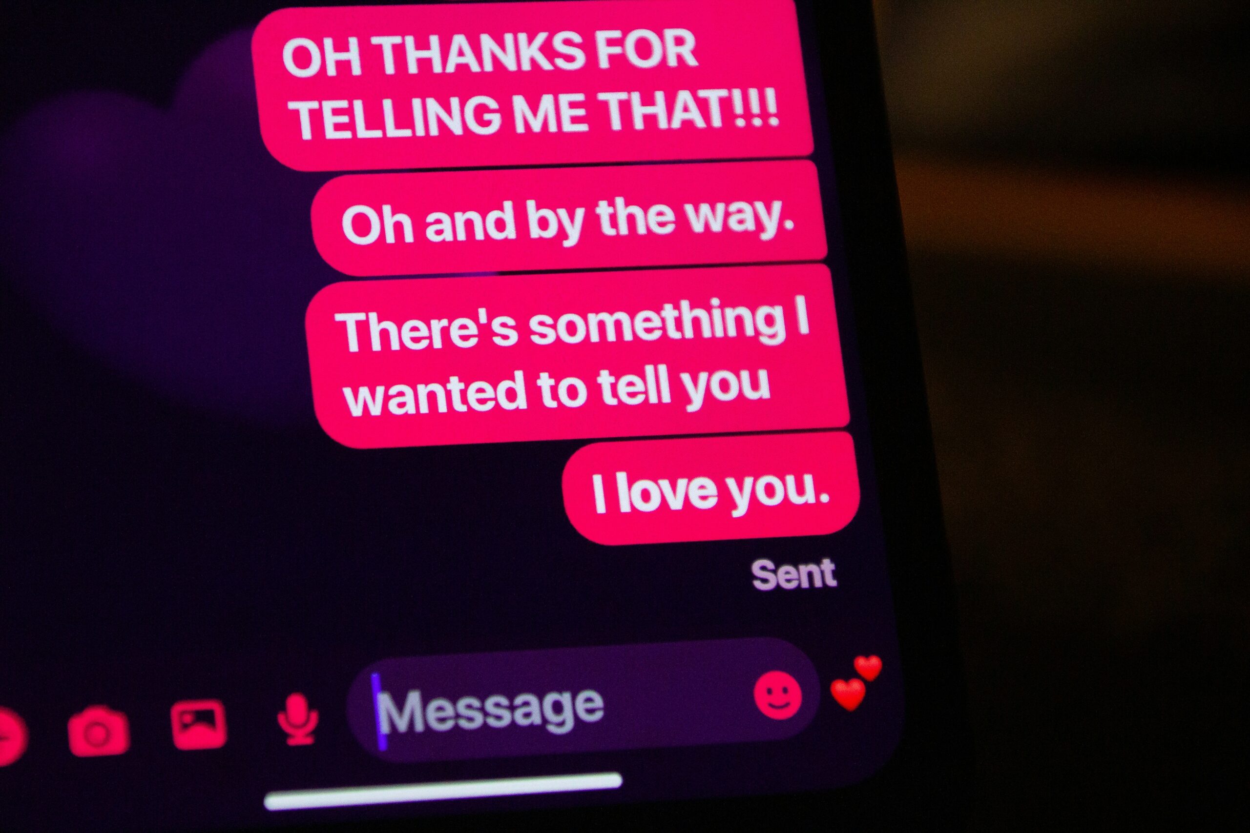 Can a Scammer Fall in Love With His Victim? The Psychology Behind Romance Scams