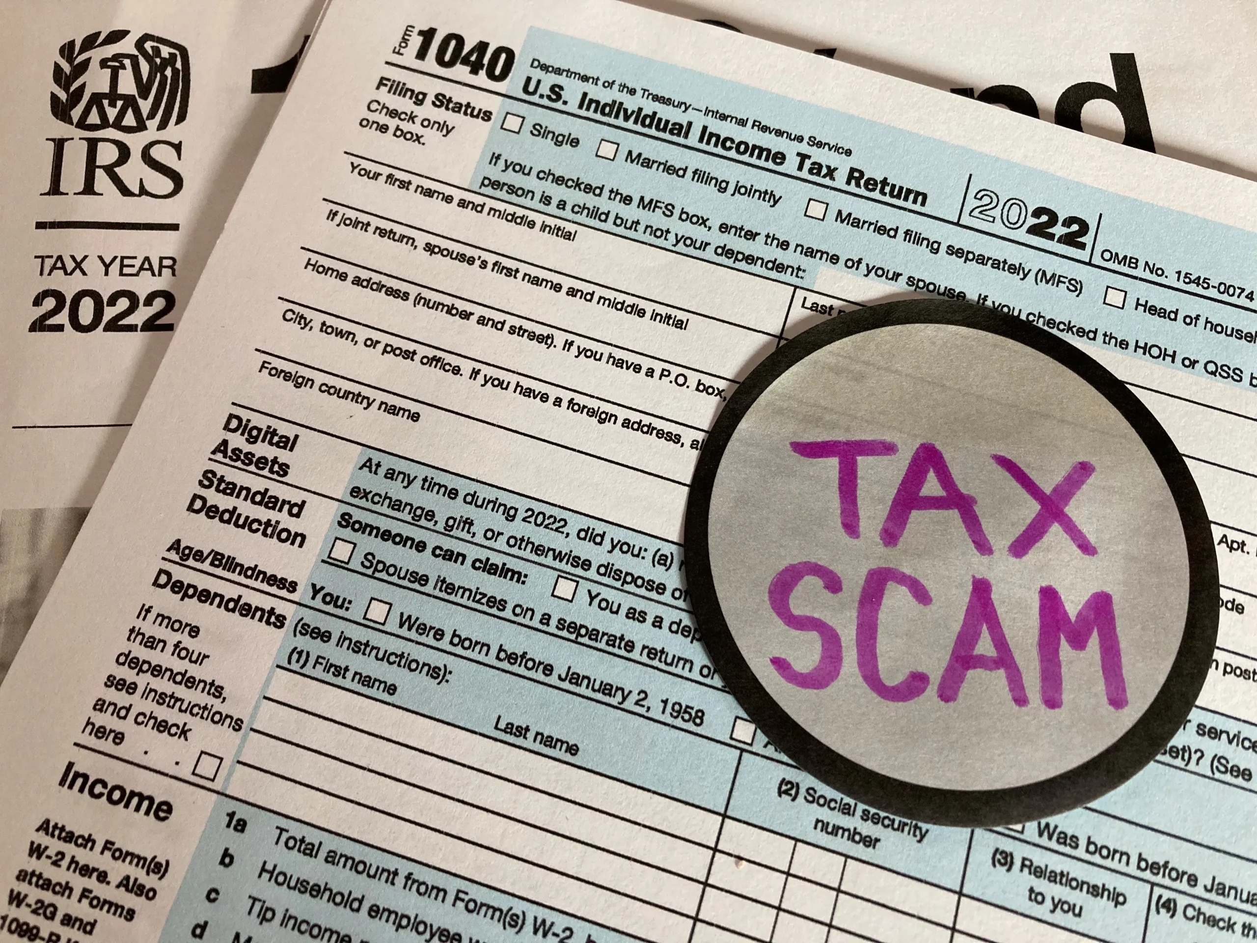 What is The Back Taxes Scam Text and What to do After Seeing it