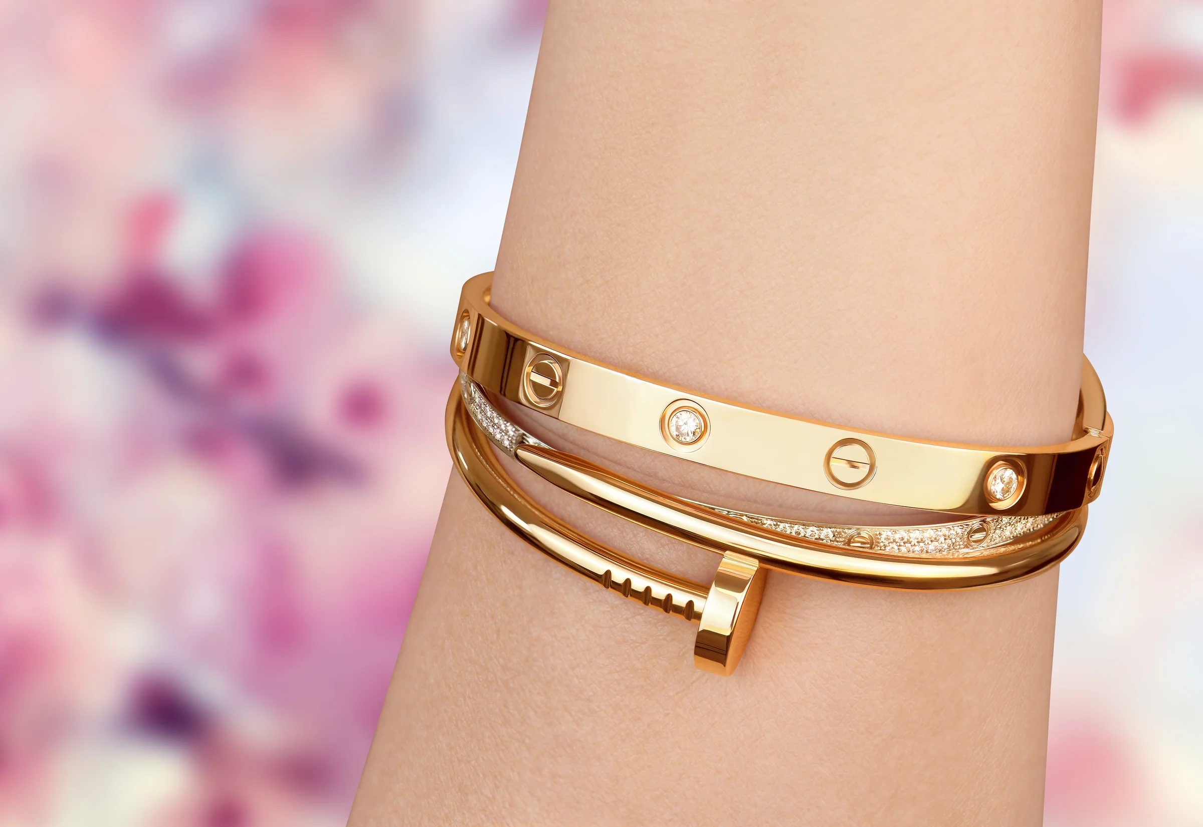 Mother’s Day Scams: Beware of Fake Cartier Rings!