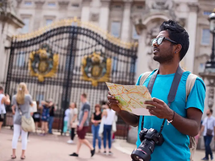 Don’t Fall for Father’s Day Travel Scams: Protect Your Vacation Plans