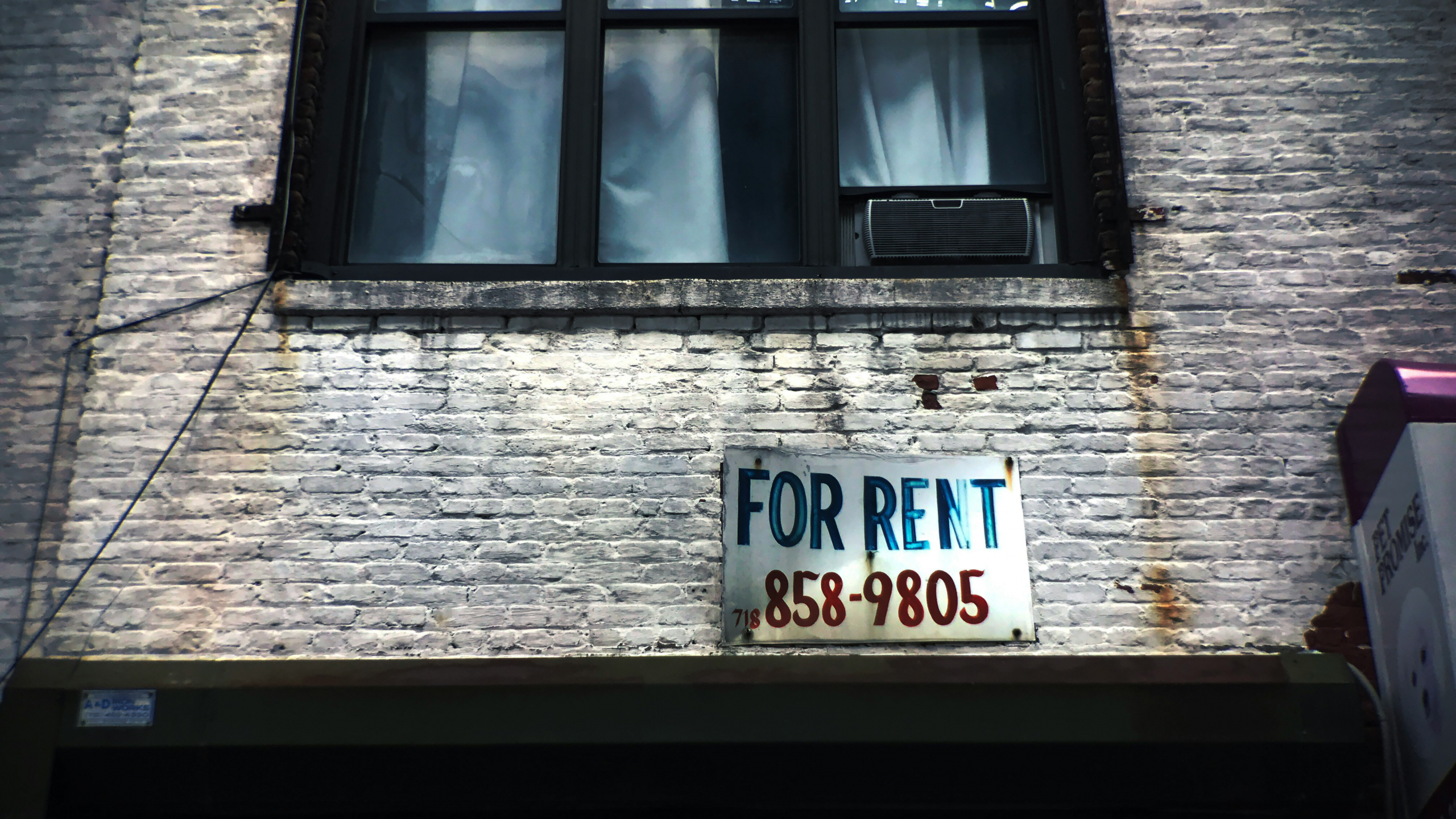Rental Scams: Red Flags You Shouldn’t Ignore When Searching for a Place