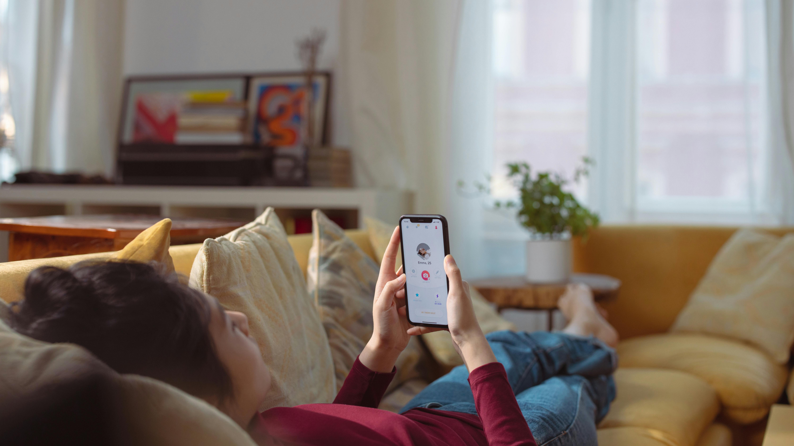 Best Internet Dating Sites for Over 50: Safe Choices That Help You Avoid Scams