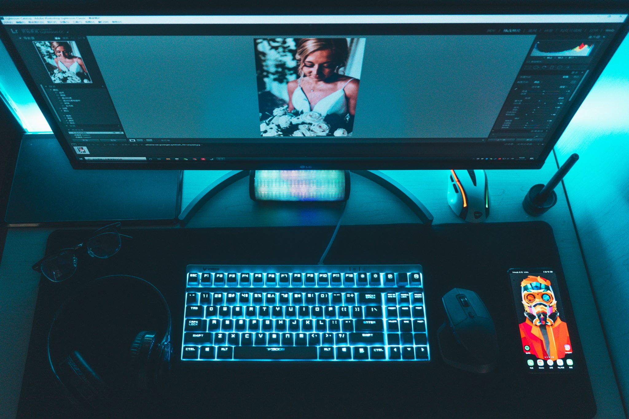 Fake Jpg Celebrity Fakes: How Fake Profiles Lure Victims into Romance Scams ...