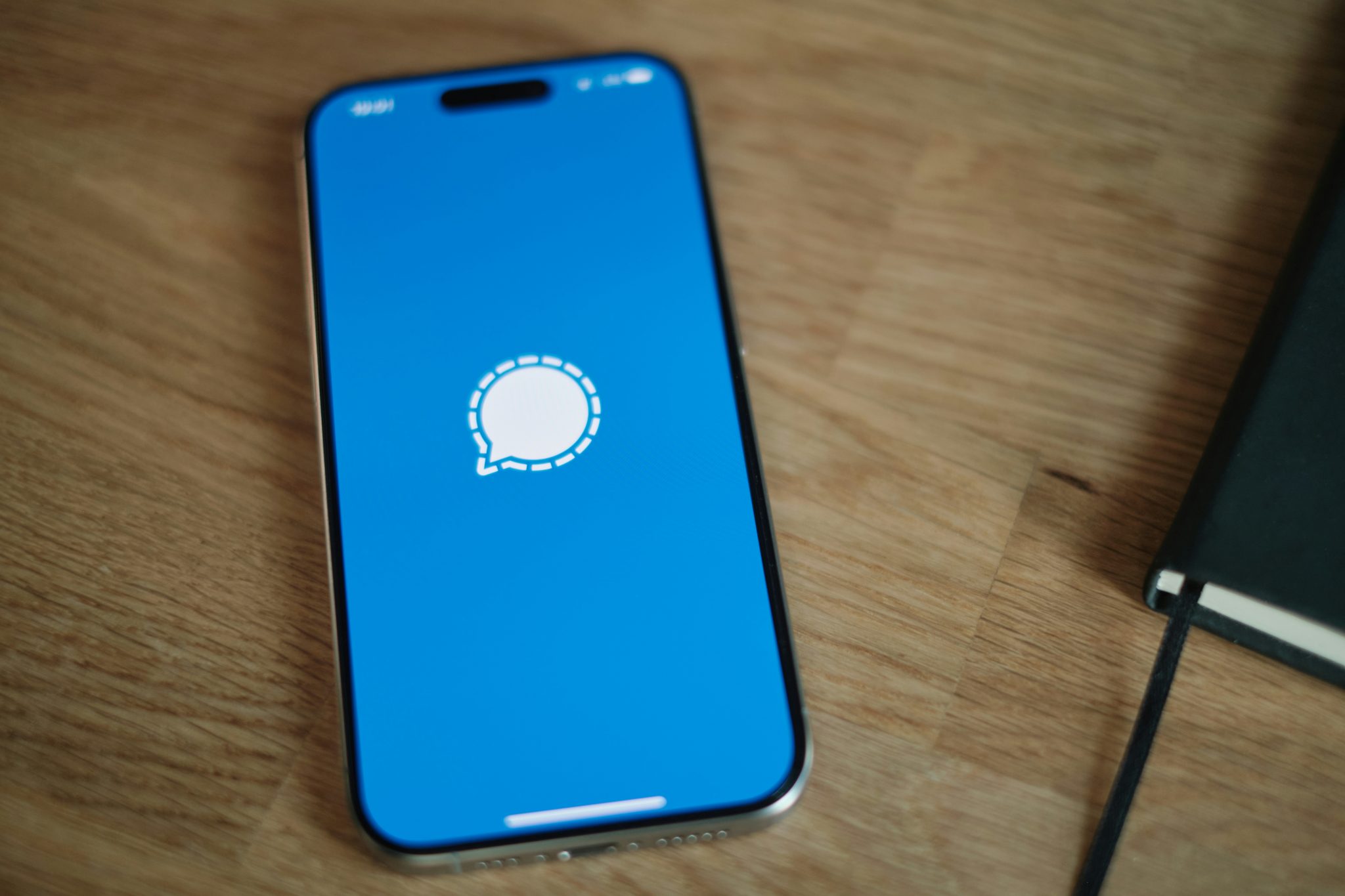 How to Identify and Avoid Signal App Scams in 2026